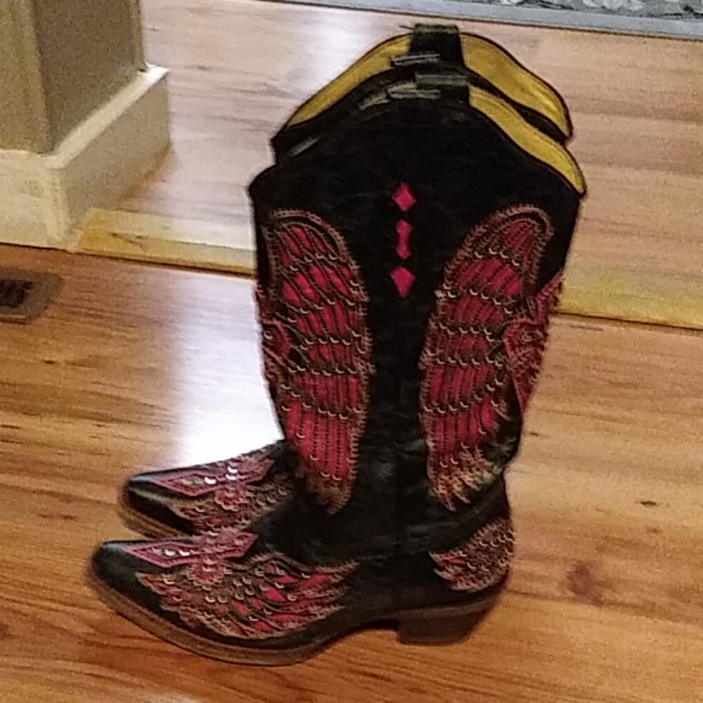 Corral Cowboy Boots